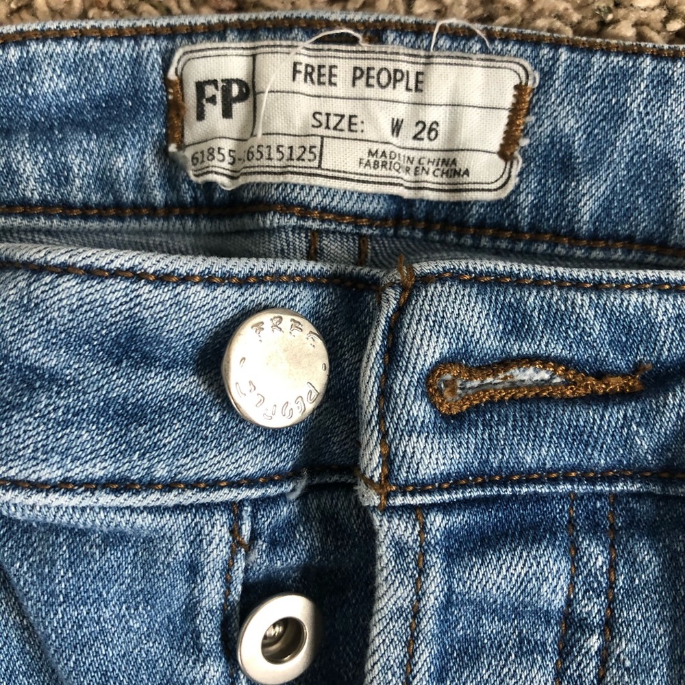 Free People Button Fly Skinny Jeans - Picture 6 of 8